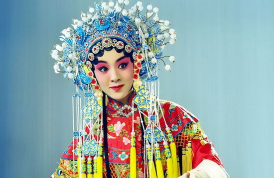 王晓晨京剧造型
