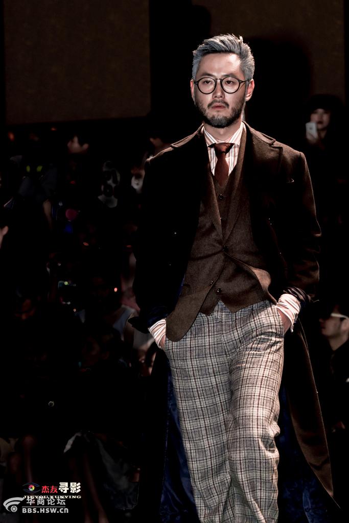 【vk 百男大秀】