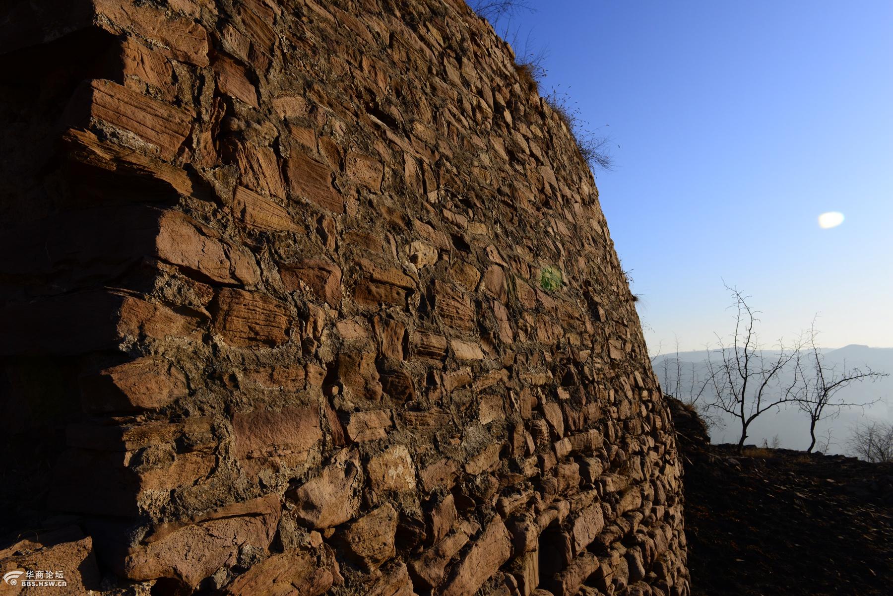 黄河边的吴堡石城