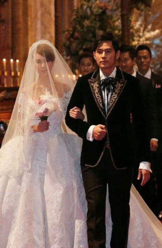 周杰伦昆凌大婚一周年 回顾婚礼的幸福瞬间(图)