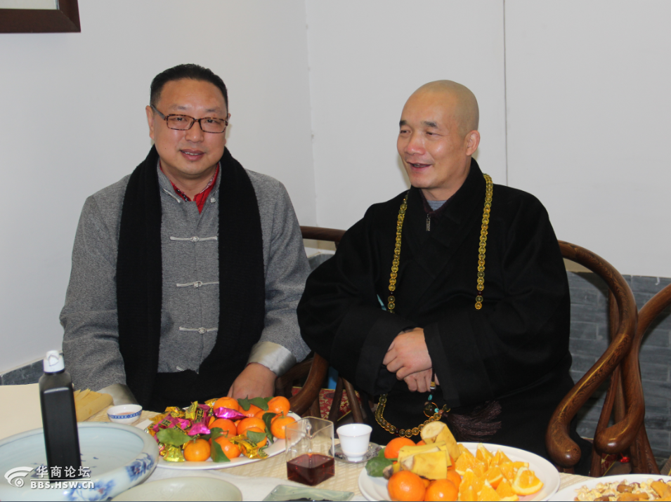 豪文墨客聚古城提笔挥墨贺新春