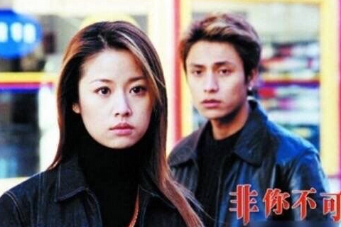 在一起!陈坤主动亲吻林心如 亲密拥抱(组图)