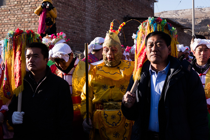 横山党岔镇小李家洼村牛王会纪实1