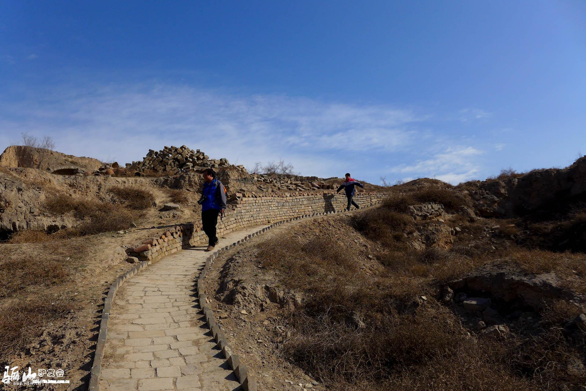骊山驴友会尧头窑重泉古城龙首坝桥陵一日行走