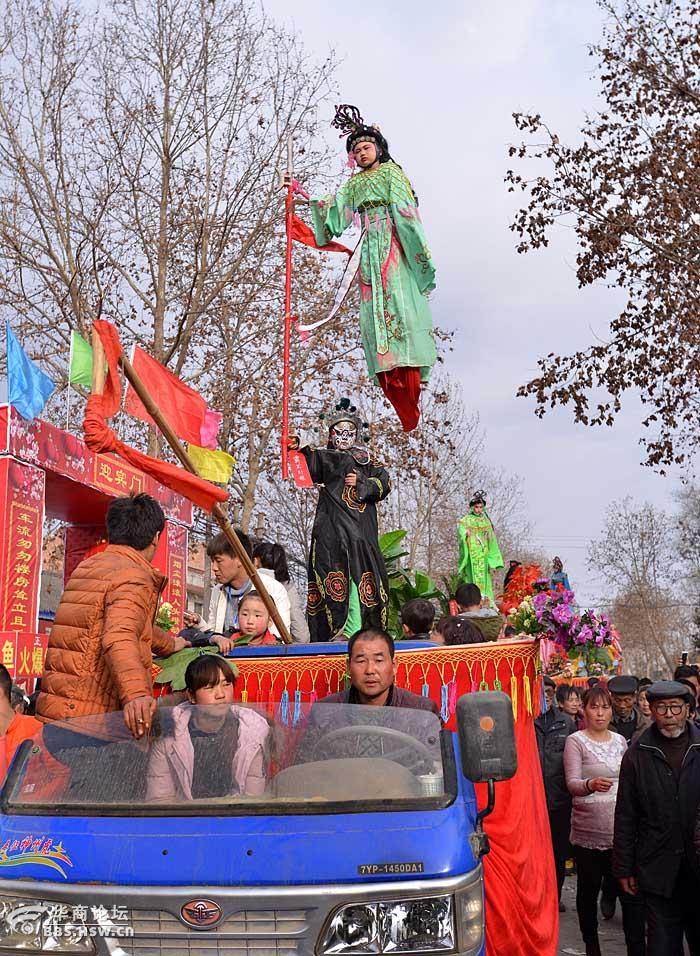 周至县西东阳化村十八古会上的社火芯子