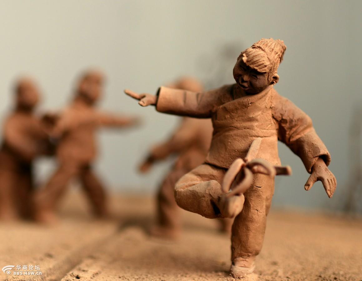 泥塑忒人苗春生