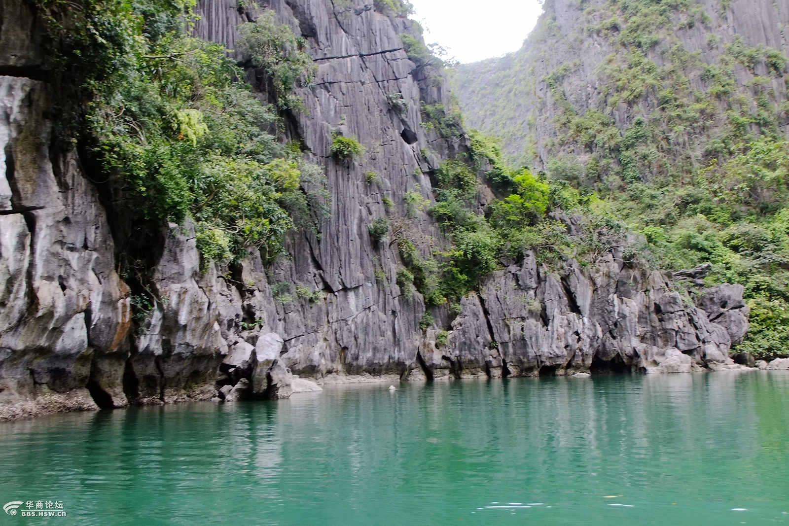 游越南下龙湾之月亮湖