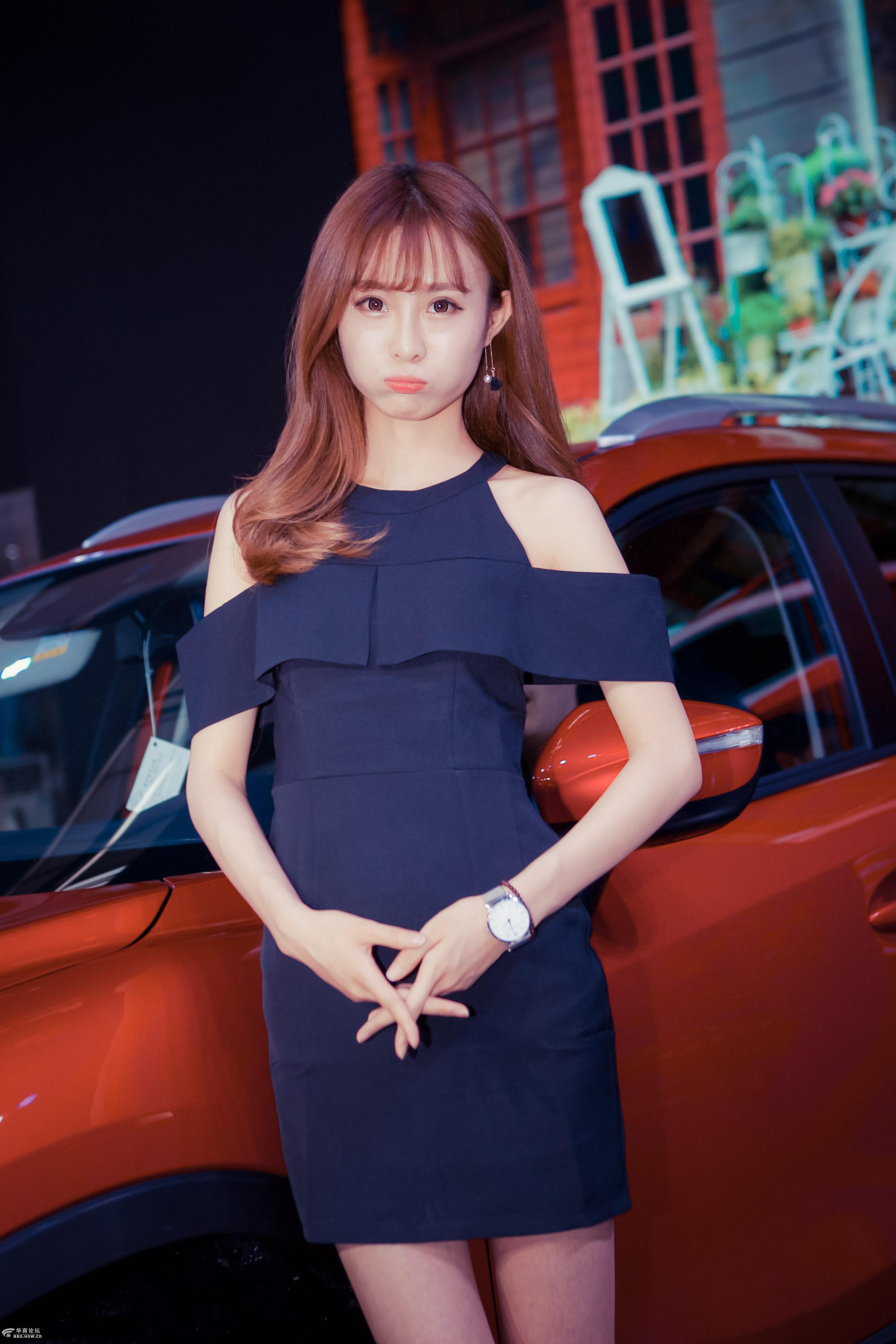 2016西安五一车展靓丽的车模风景线