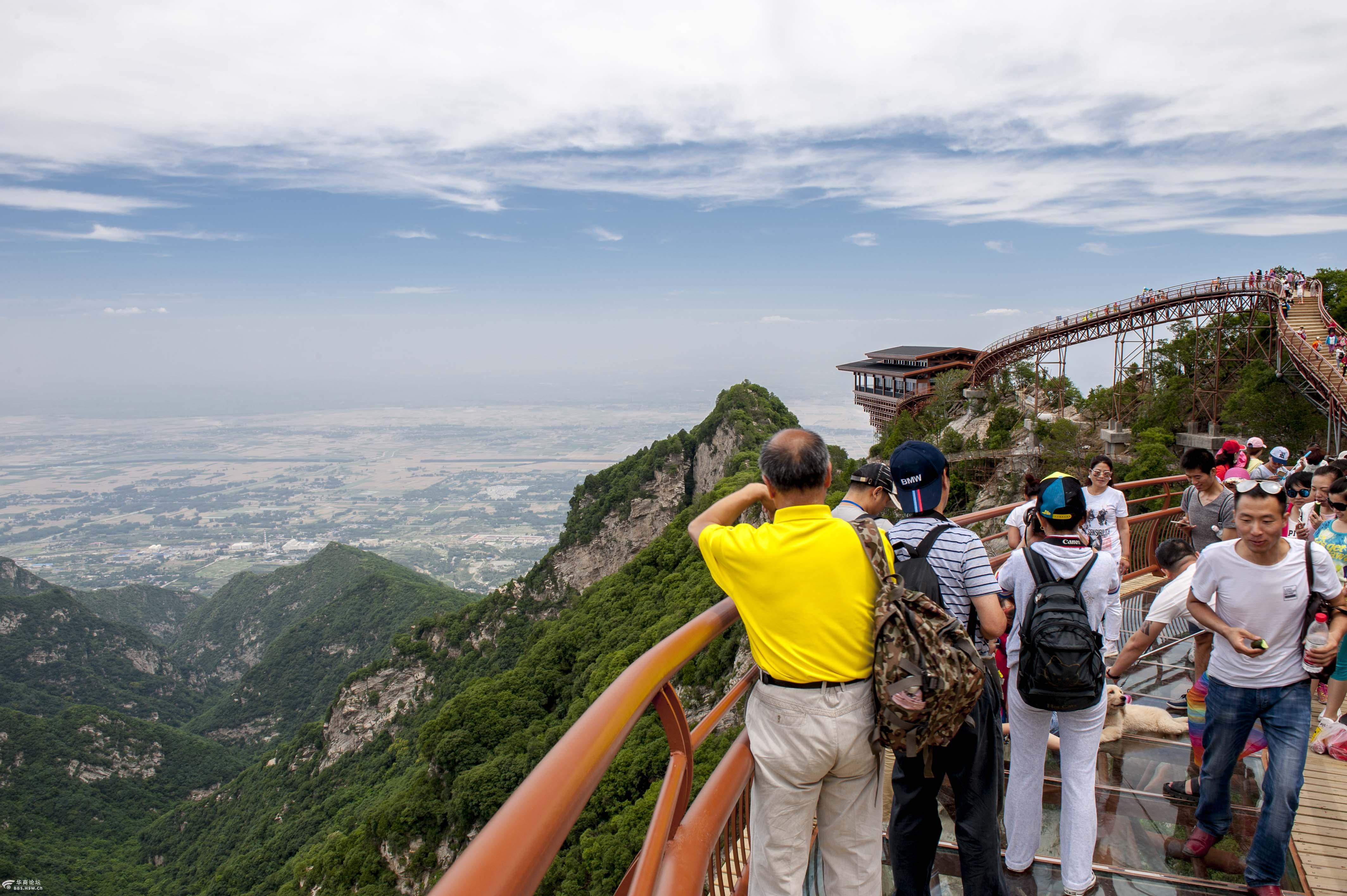 新少华山,定将成为陕西标志性旅游景点-栈道险而有趣,远望意气抒怀